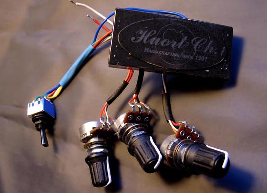  2 bands EQ circuit (www.huort-ch.com)