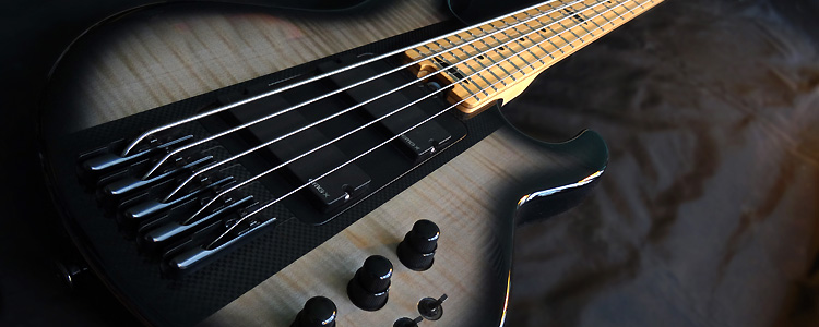 Session Bass | The modular 5 strings bass with dark burst on flamed maple wings