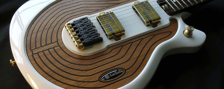 Nautik® "Sailor" | The teak deck guitar !