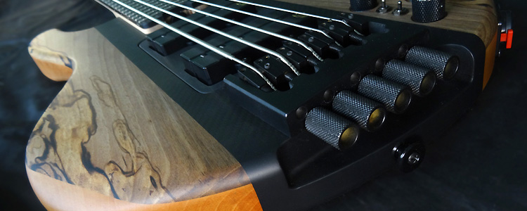 Session Bass 5 strings (Headless) | carbon cloth core, solid black hardware